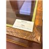 Image 2 : Glass Showcase
