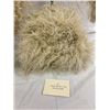 Image 3 : Vintage Lamb Fur Accessories