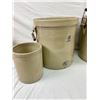 Image 2 : Stoneware Crocks