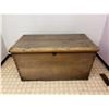 Image 1 : Wooden Trunk