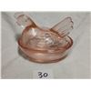 Image 3 : small (4.25inches) peach glass hen in a nest