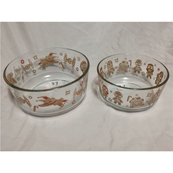 2 Pyrex star wars glass bowls