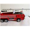 Image 3 : Vintage Tonka Metal Fire-Truck with Ladders 24" Great Shapes