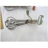 Image 4 : 428. 3 Vintage Kitchen Mixers  Egg Beaters in Good shape