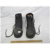 Image 1 : 439. Volcom Leather Shoes Size 11 Good Condition