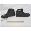 Image 2 : 439. Volcom Leather Shoes Size 11 Good Condition