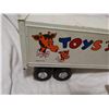 Image 6 : Tin toys'R'Us trailer+ tin car hauler 21" and 16"