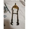 Image 3 : Cast iron bell+ large brass prongs