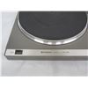 Image 2 : Vintage Hitachi HT-324 Turntable needs Head shell Powers Up Spins but Needs Servicing