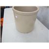 Image 3 : 6 Gallon Medalta Crock No Cracks