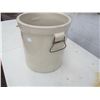 Image 3 : 5 Gallon Crock No Cracks