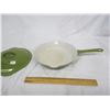Image 2 : 1 MCM Green Frying Pan with Lid made in Belgium Cast Iron with Enamel Coating