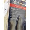 Image 3 : 2 New Smith & Wesson Knives in Packages