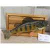 Image 2 : 2 Mounted Fish 16'' L & 12'' L 