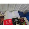 Image 8 : Reload Books, Bullet Holder & Cases