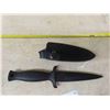 Image 2 : 4 Knives : Throw Knife 9'' Total Length, Berkley Fillet Knife, 2 