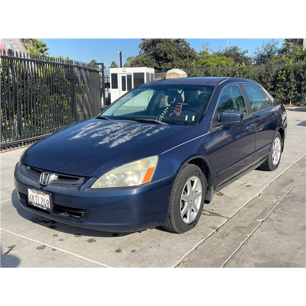 HOND ACCORD 2004 T-DONATION