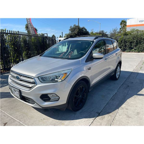FORD ESCAPE 2017 T-2 DAYS
