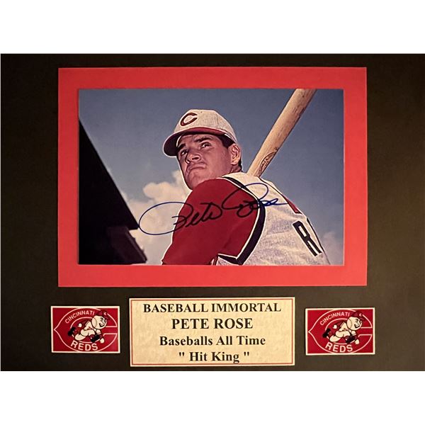 Pete Rose signed photo