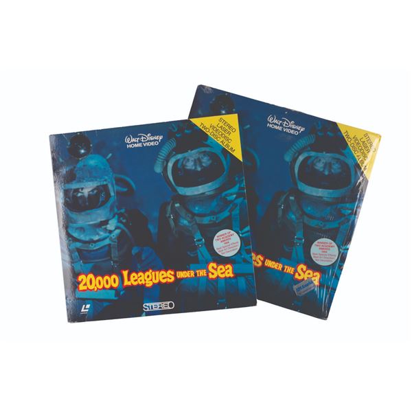 A Pair of 20,000 Leagues Under the Sea US LaserDiscs.
