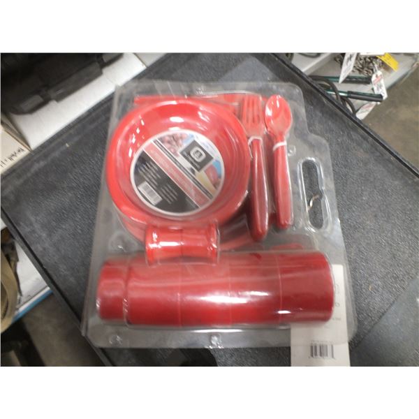 4 Person Plastic Picnic Set