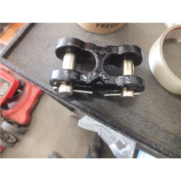 Box Of Chain Joiners