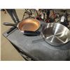 Image 2 : Beverage Dispenser & 2 Frying Pans