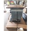 Image 2 : Delta Unisaw 10" Tilting Arbor Saw