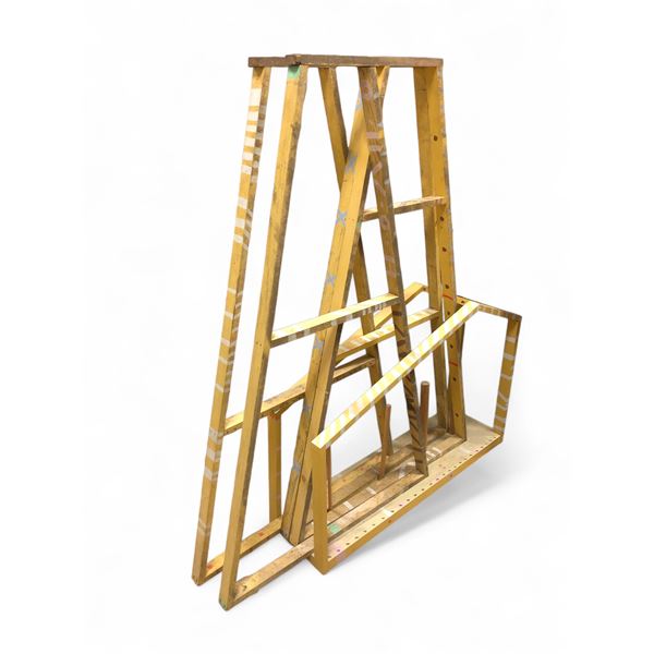 Stand with legs for 4 heads/plants w/Wood and Paint (Michener, Sally)