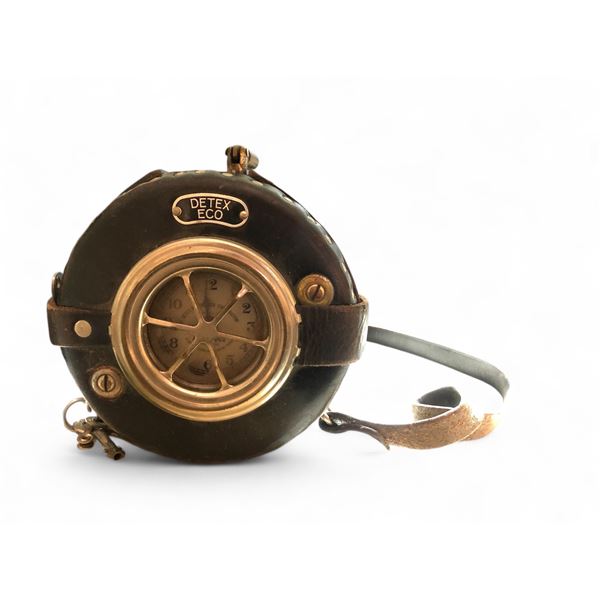 Detects Echo Clock Watch Clock with Key