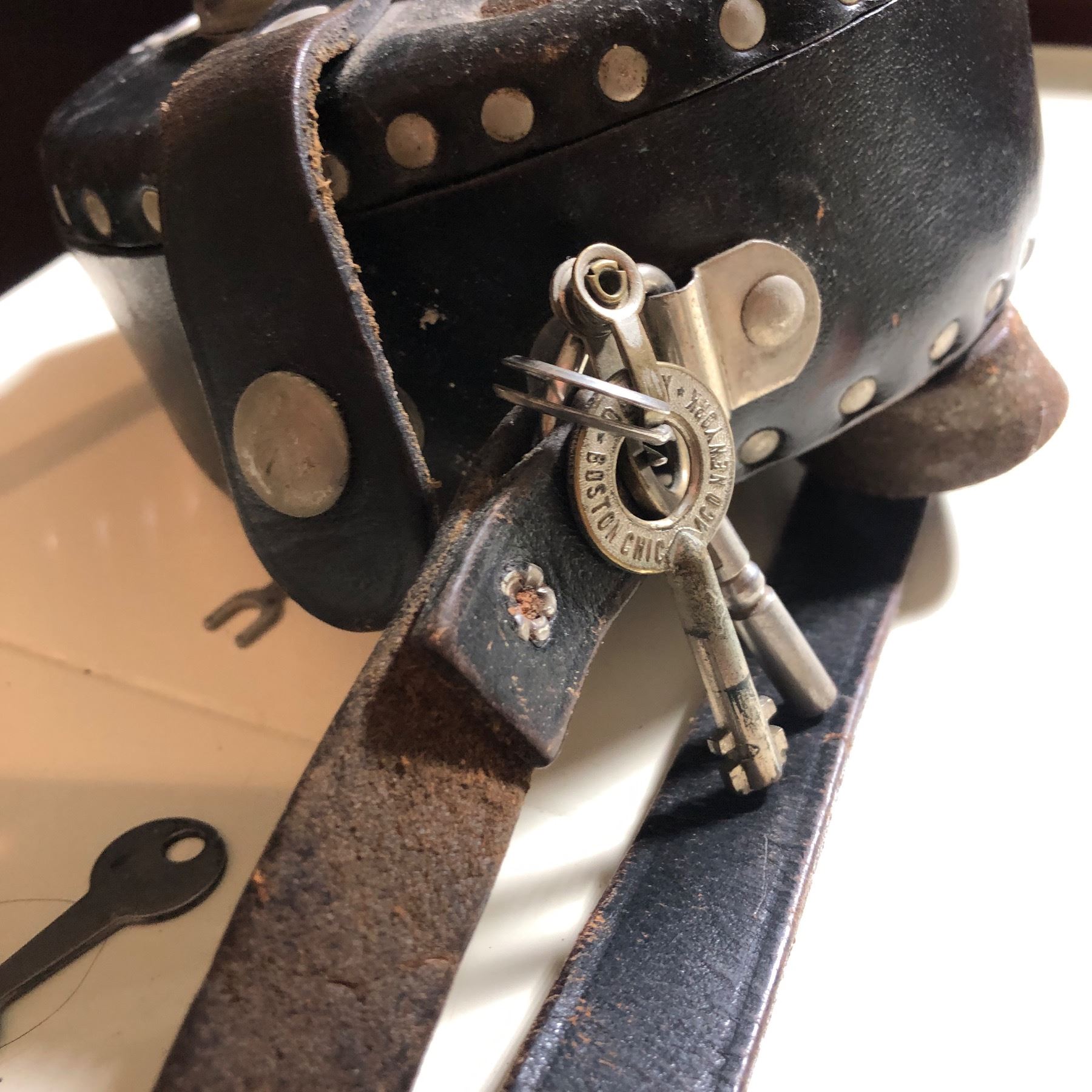 Watch Clock Key Detects Echo Clock Watch Clock with Key