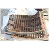 Image 4 : CIH set of 4 large wire Flagship combine concaves