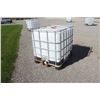 Image 3 : plastic tote in steel cage