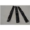 Image 1 : Kubota set of 3 mulching mower blade, L 20 3/8". Hole 1 1/8", clockwise