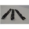 Image 2 : Kubota set of 3 mulching mower blade, L 20 3/8". Hole 1 1/8", clockwise