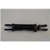 Image 2 : MTI Canada Mfg hydraulic cylinder, 2" bore, 6" stroke , rod diameter 1.125", 2500 PSI