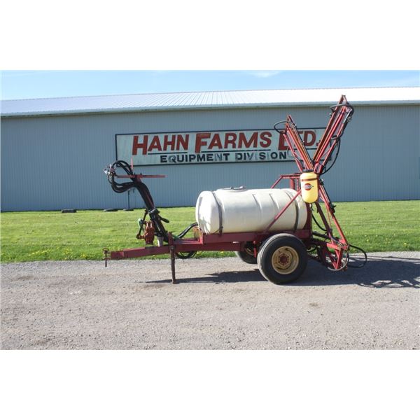 Hardi TR300 trail sprayer, single axle, manual controls