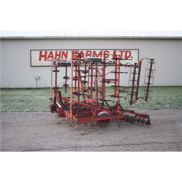 Kongskilde 18' hydraulic folding cultivator, double rolling baskets, 3pth