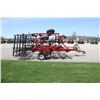Image 4 : CIH 4800 24' cultivator, 5 bar spike harrow, walking tandems