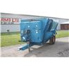 Image 2 : Lucknow 285 single axle mixer wagon, scales, local trade