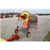 Image 4 : Farm King 2-stage grain cleaner, 110V electric motor, 11' intake auger, poly hopper