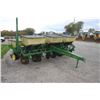 Image 4 : JD 7000 6 row corn planter, 30" spacing, dry fertilizer, insecticides, monitor
