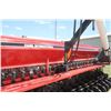 Image 15 : CIH 5400 15', 26 run no-till drill, Yetter coulter cart, Market seed auger, press wheels