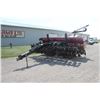 Image 2 : CIH 5400 15', 26 run no-till drill, Yetter coulter cart, Market seed auger, press wheels