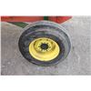 Image 10 : Turnco 225S gravity wagon, JD 965 running gear, lights