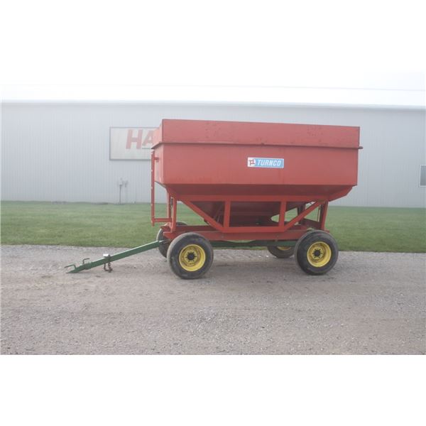 Turnco 225S gravity wagon, JD 965 running gear, lights
