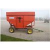 Image 4 : Turnco 225S gravity wagon, JD 965 running gear, lights