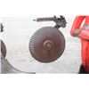 Image 14 : IH 710 4 furrow auto reset semi-mount plow