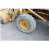 Image 10 : MF 30 2wd industrial tractor, 200 loader, Wifo rear mounted hydraulic forklift