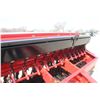 Image 11 : CIH 5100 18 run seed drill, double disc, grass seed